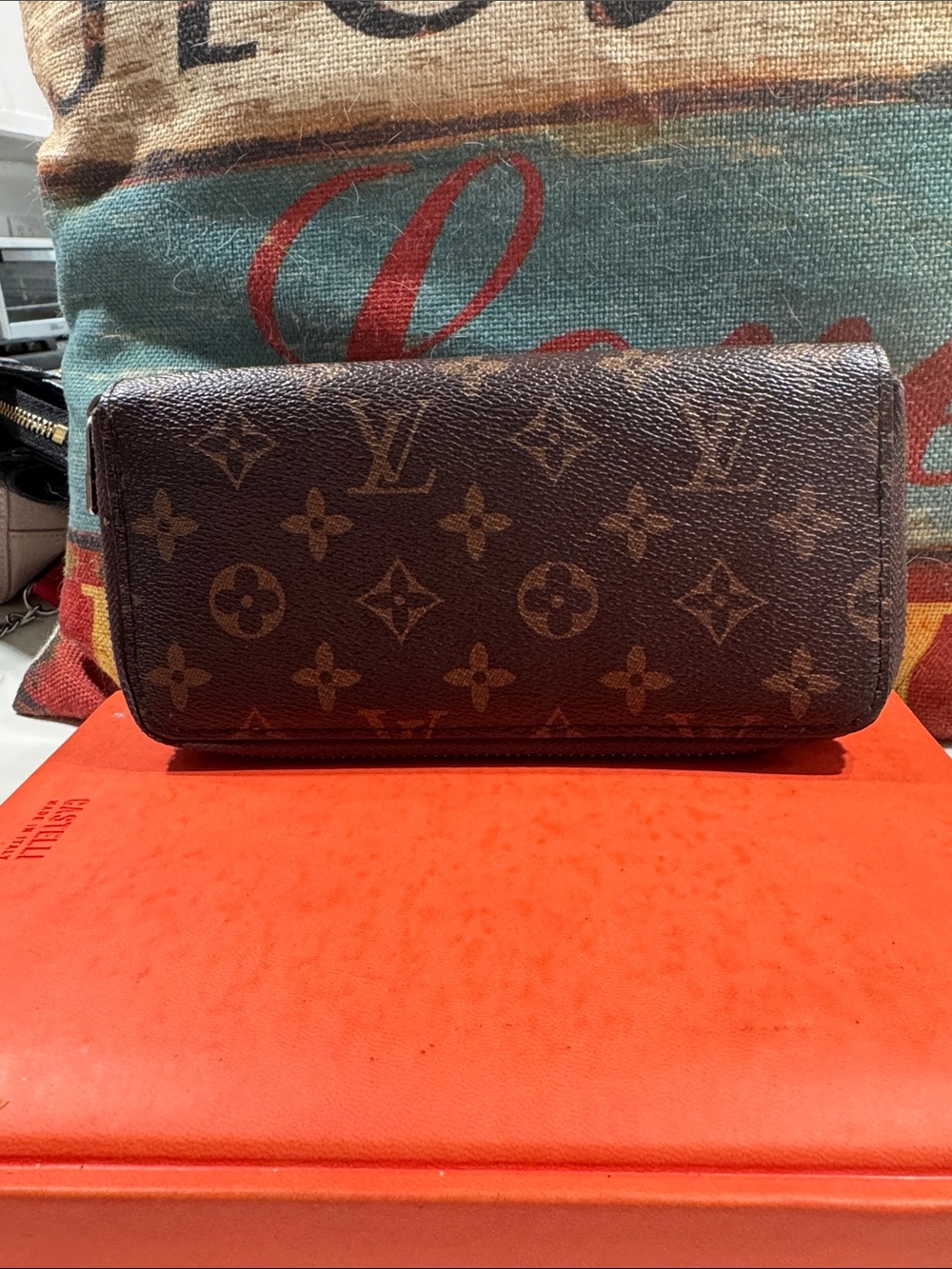 Walet in Brown Monogram Zip-Around Continental Wallet in Brown